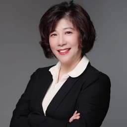 Portrait of Cynthia Lau, founder of Golden Way Financial Group