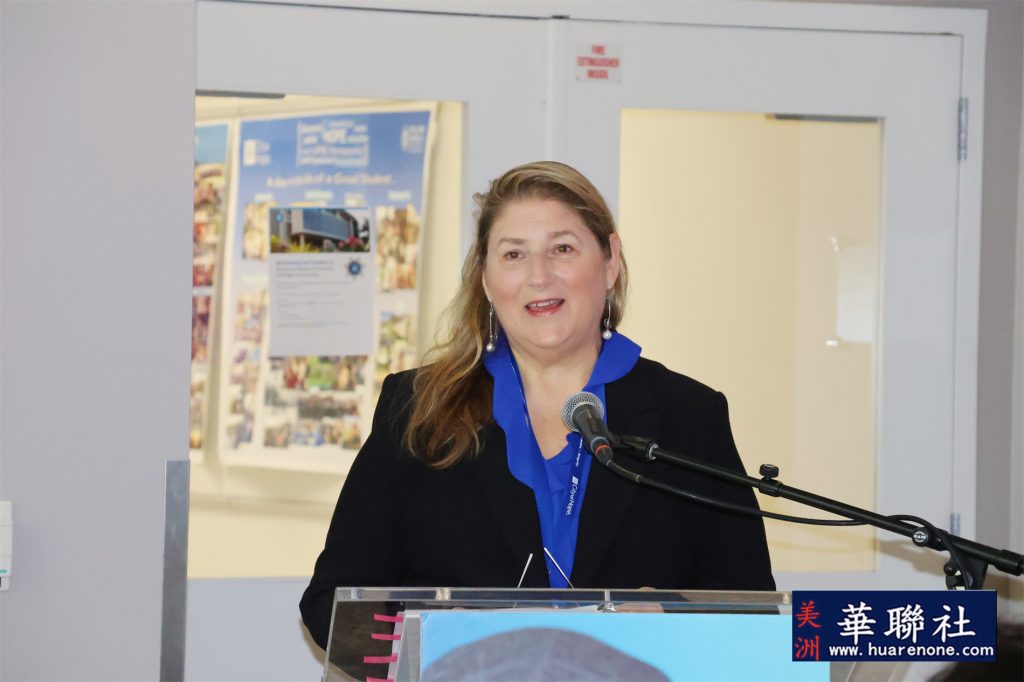 Dr. Debbie C. Thurmond, Director of the Arthur Riggs Diabetes & Metabolism Research Institute, speaking at the ceremony